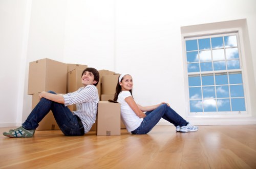 Croydon residential street suitable for small removals access