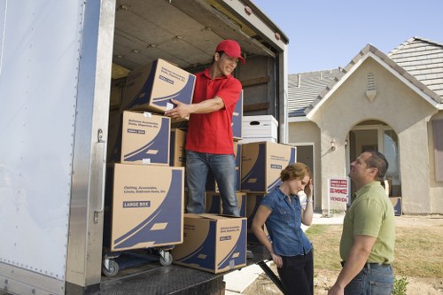 Commercial and household long-term storage options in Croydon